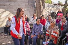Lleva Sonia Villarreal sus propuestas a Nava y Morelos