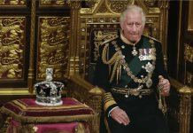 Por primera vez; El Príncipe Carlos remplaza a la Reina Isabel II en el trono