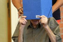 Condenan a prisión a hombre de 101 años; Fue guardia en campo de concentración