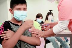 Inicia vacunación en Región Sureste