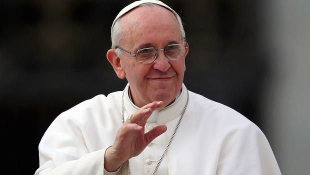 Papa otorga a todos los sacerdotes facultad de perdonar en casos de aborto