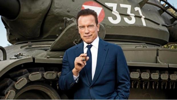 Schwarzenegger se burla de Trump y le da un consejo